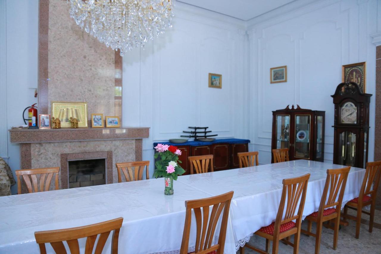 Boutique Zarin&Ngiz Hotel Бухара Екстериор снимка